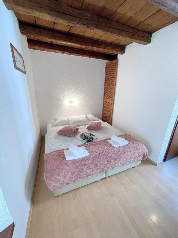 House Ivancic-Free Parking Trogir Extérieur photo