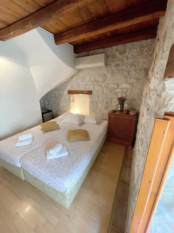 House Ivancic-Free Parking Trogir Extérieur photo